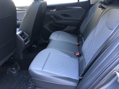 2026 Volkswagen Tiguan SE w/panoramic sunroof