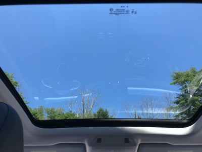 2026 Volkswagen Tiguan SE w/panoramic sunroof