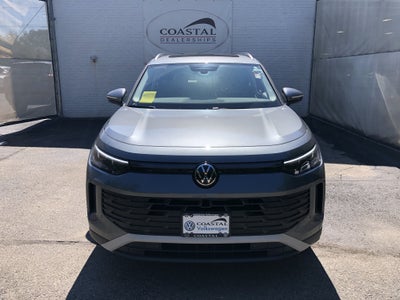 2026 Volkswagen Tiguan SE w/panoramic sunroof