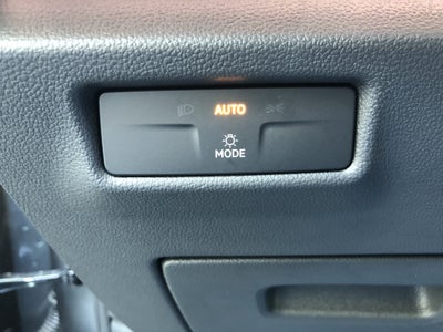 2026 Volkswagen Tiguan SE w/panoramic sunroof