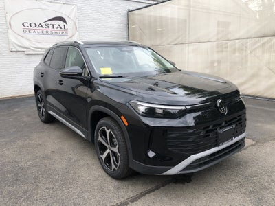 2026 Volkswagen Tiguan SE w/panoramic sunroof