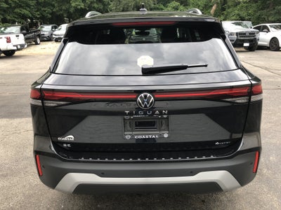 2026 Volkswagen Tiguan SE w/panoramic sunroof