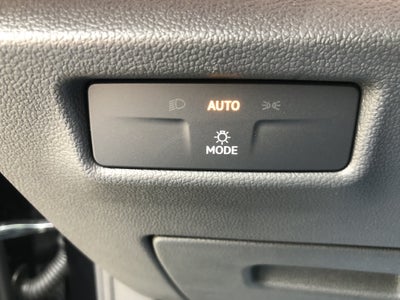 2026 Volkswagen Tiguan SE w/panoramic sunroof