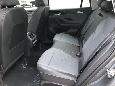 2026 Volkswagen Tiguan SE w/panoramic sunroof