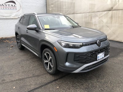 2026 Volkswagen Tiguan SE w/panoramic sunroof