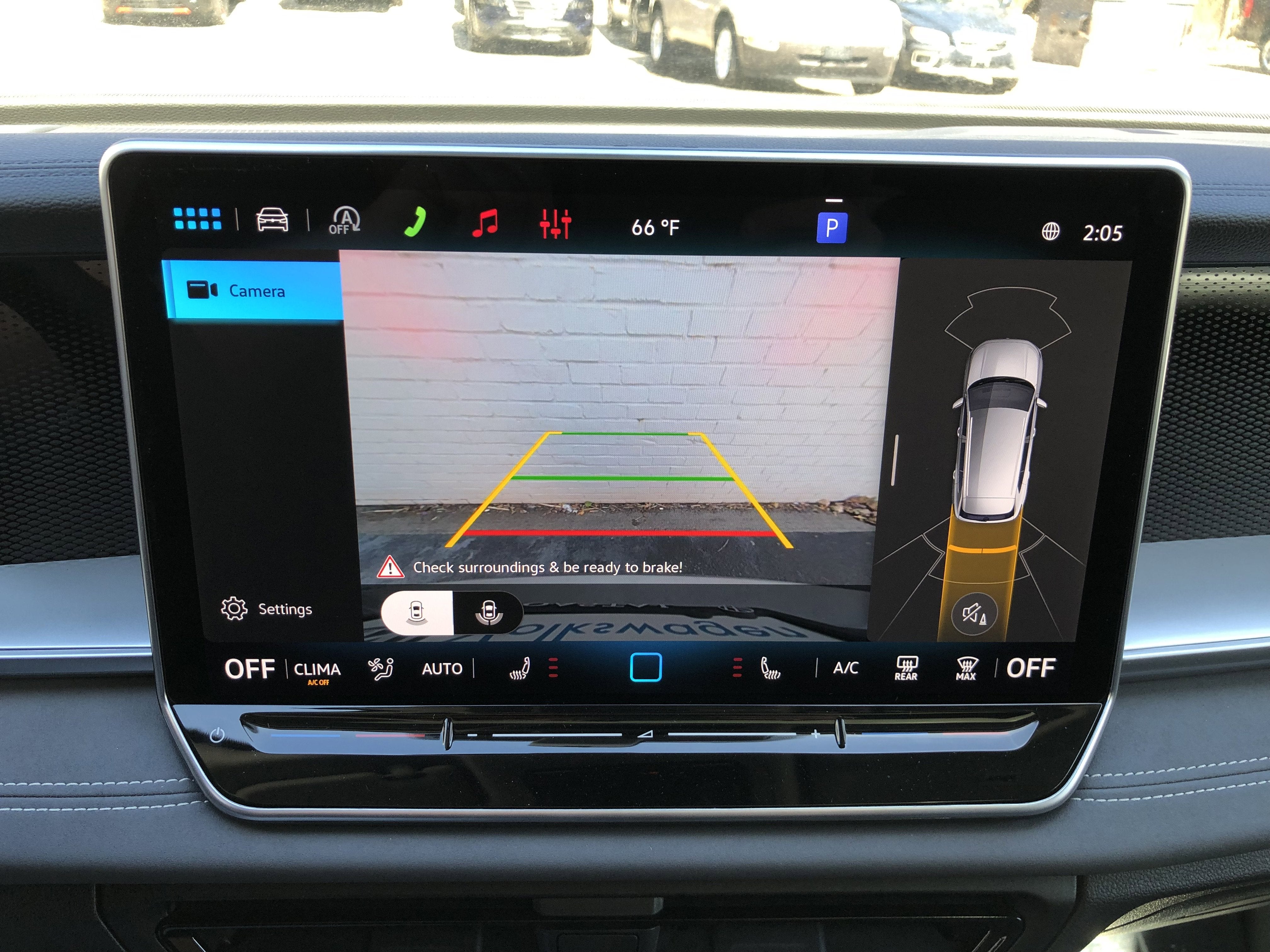 2026 Volkswagen Tiguan SE w/panoramic sunroof
