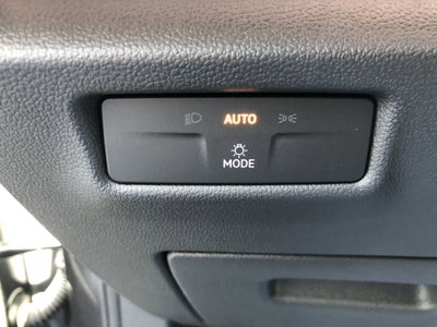 2026 Volkswagen Tiguan SE w/panoramic sunroof