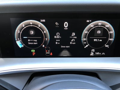 2026 Volkswagen Tiguan SE w/panoramic sunroof