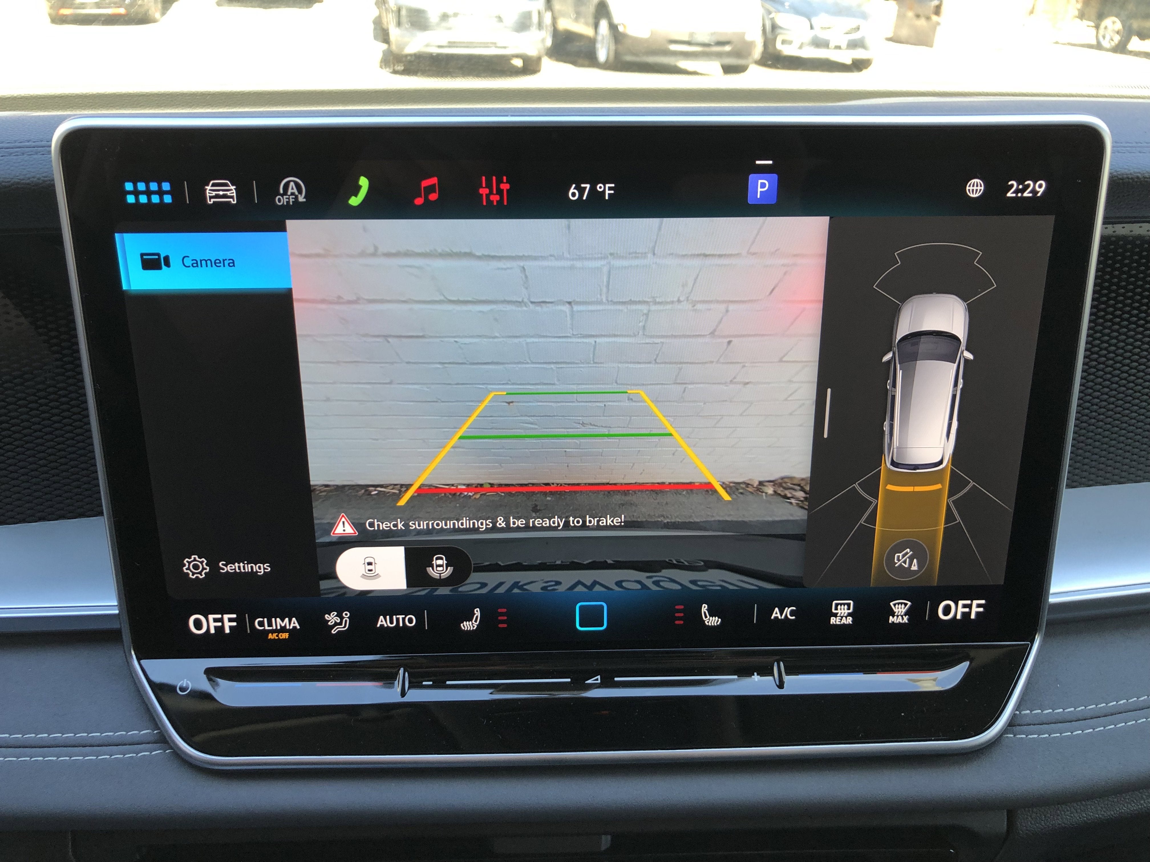 2026 Volkswagen Tiguan SE w/panoramic sunroof