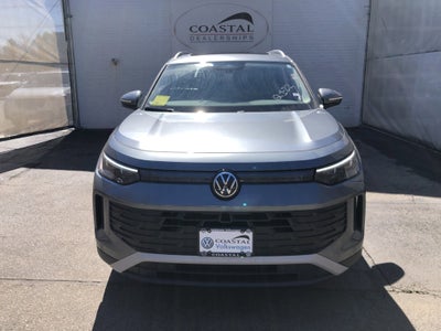 2026 Volkswagen Tiguan SE w/panoramic sunroof