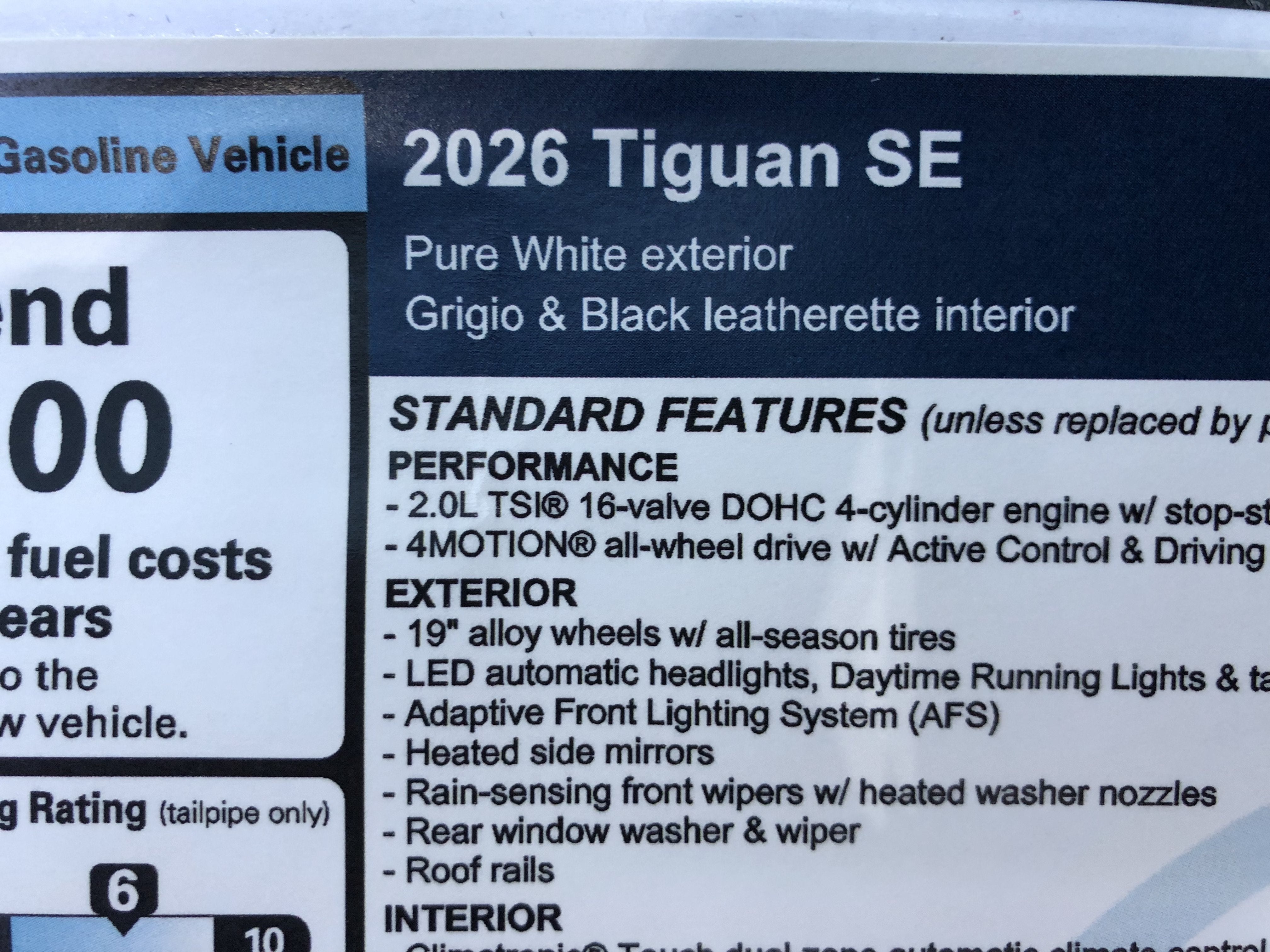 2026 Volkswagen Tiguan SE w/panoramic sunroof