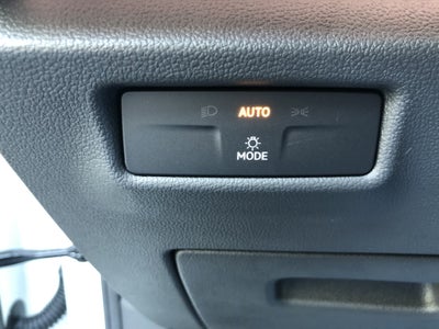 2026 Volkswagen Tiguan SE w/panoramic sunroof