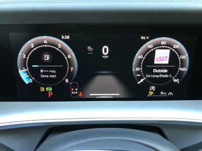 2026 Volkswagen Tiguan SE w/panoramic sunroof