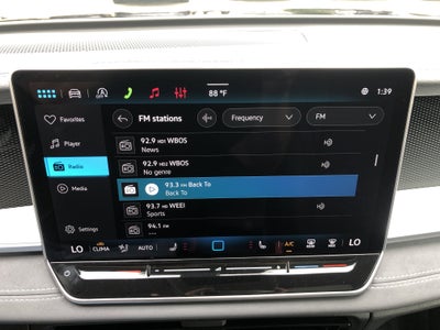2026 Volkswagen Tiguan SE w/panoramic sunroof