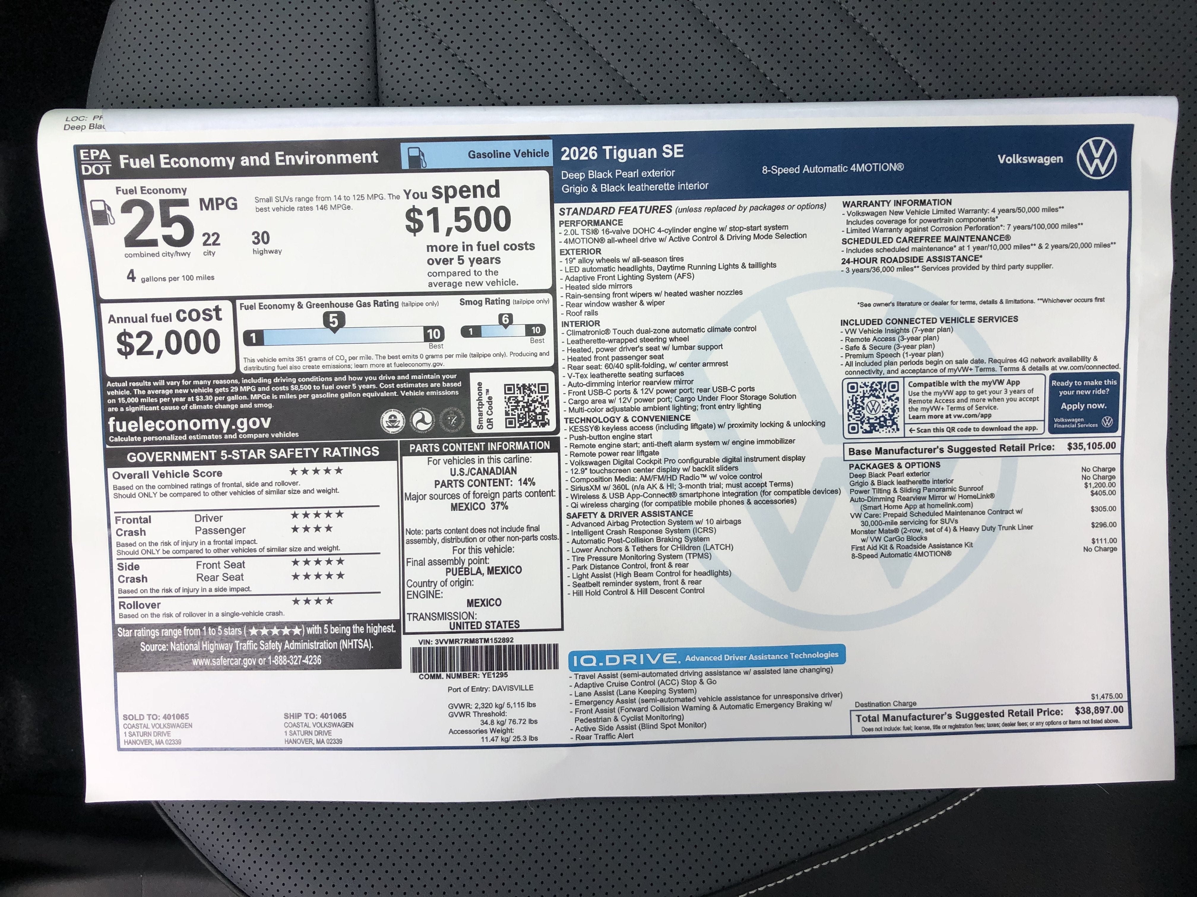 2026 Volkswagen Tiguan SE w/panoramic sunroof