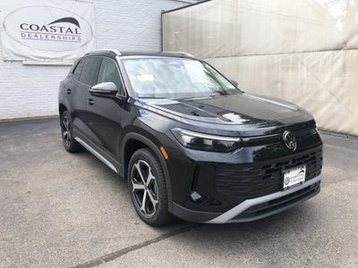 2026 Volkswagen Tiguan SE w/panoramic sunroof