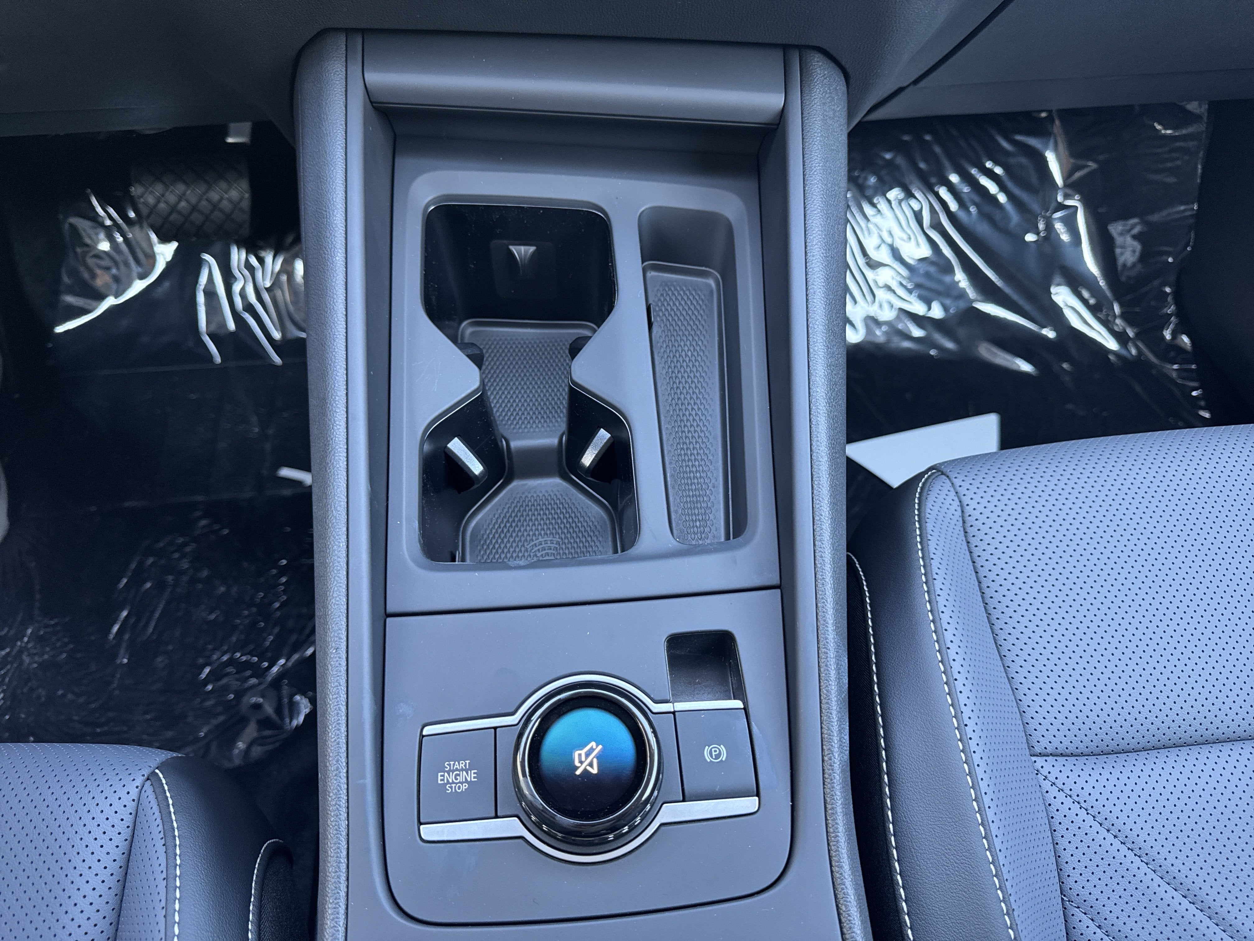 2026 Volkswagen Tiguan SE w/panoramic sunroof