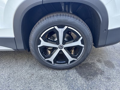 2026 Volkswagen Tiguan SE w/panoramic sunroof
