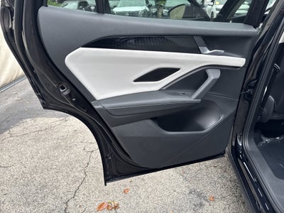 2026 Volkswagen Tiguan SE w/panoramic sunroof