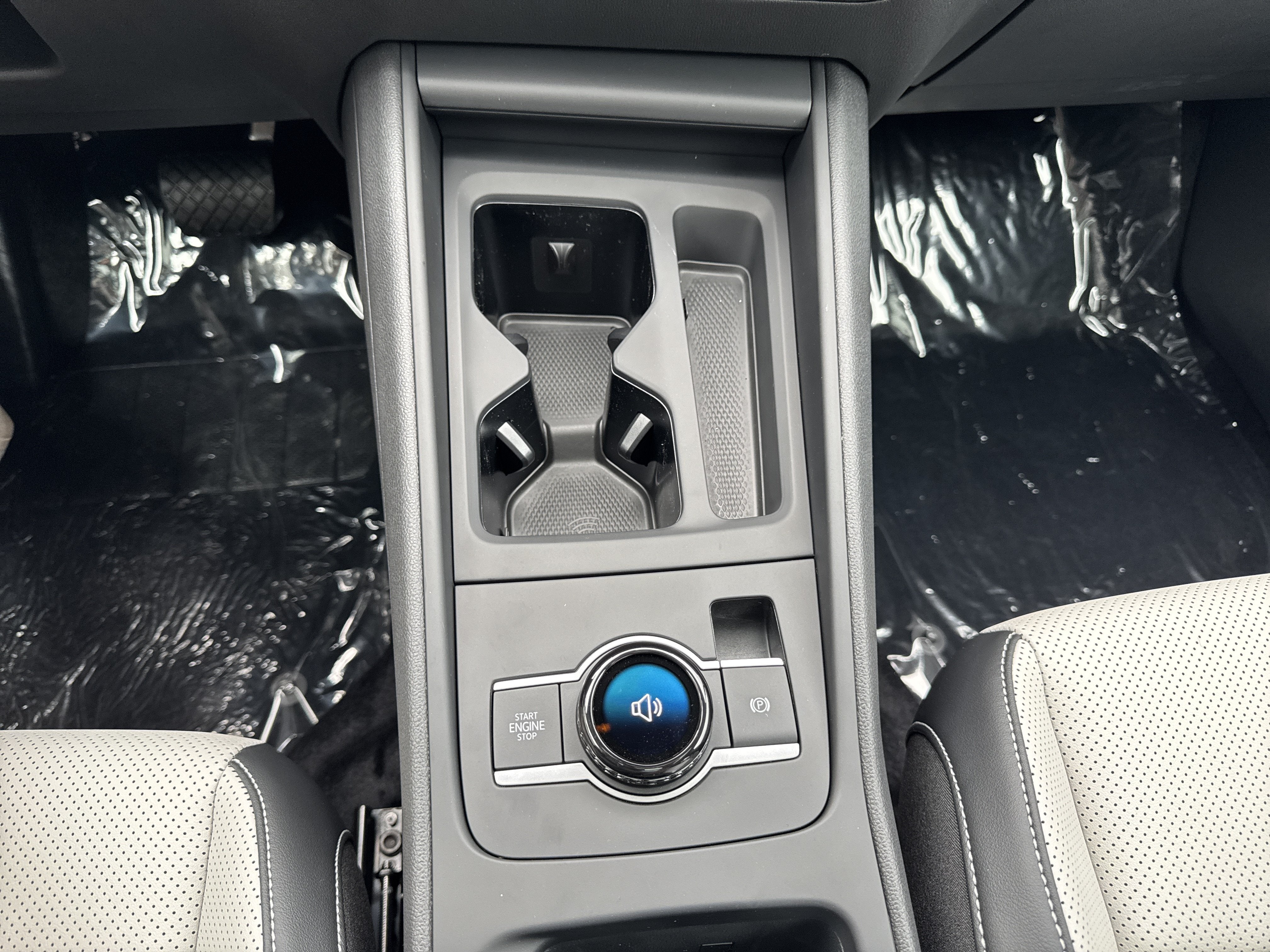2026 Volkswagen Tiguan SE w/panoramic sunroof