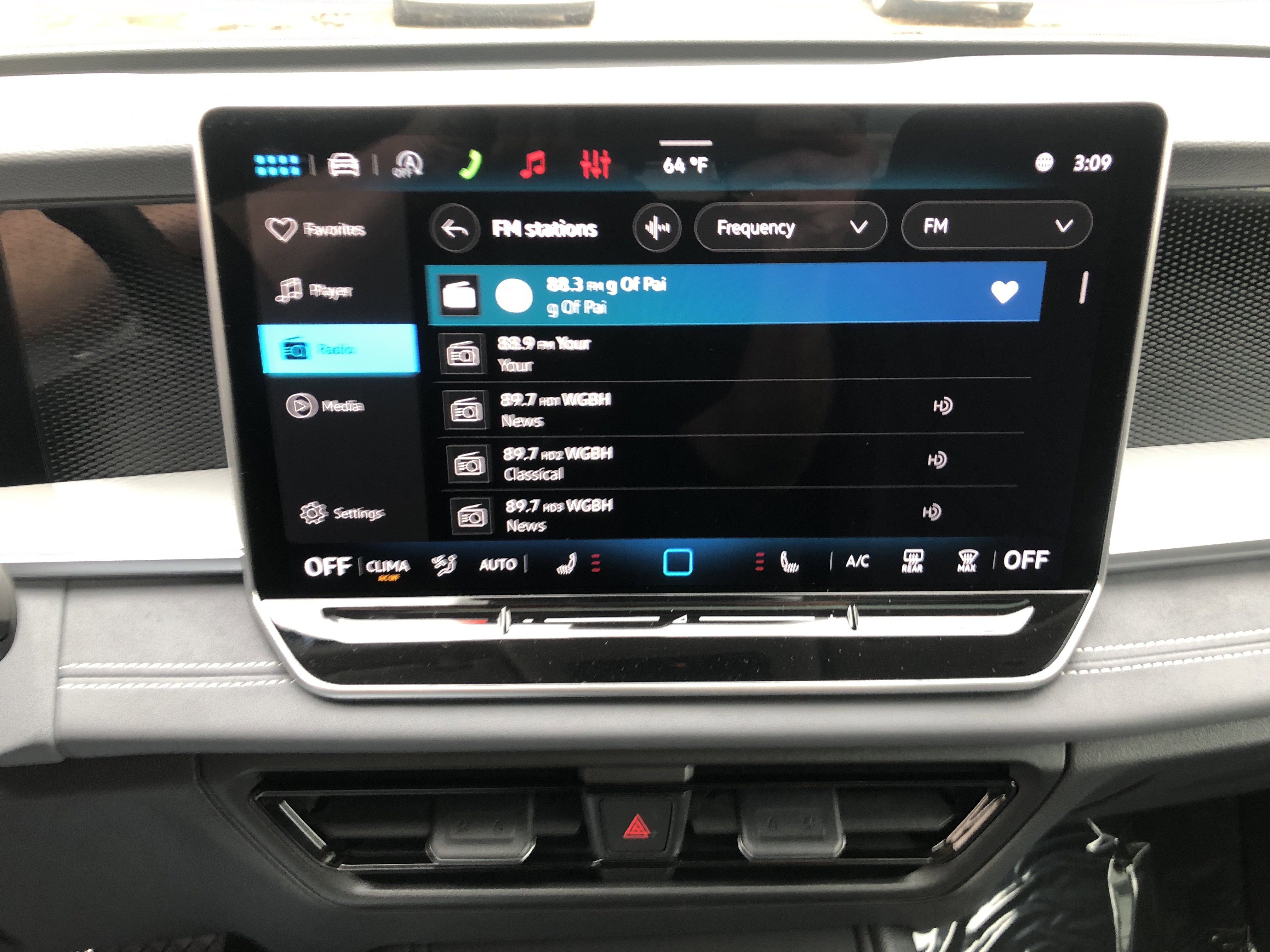 2026 Volkswagen Tiguan SE w/panoramic sunroof