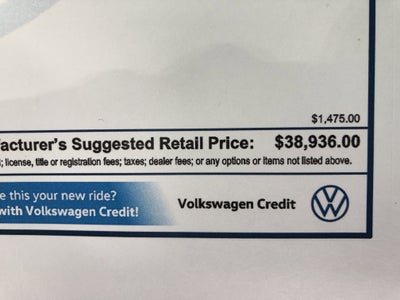 2026 Volkswagen Tiguan SE w/panoramic sunroof