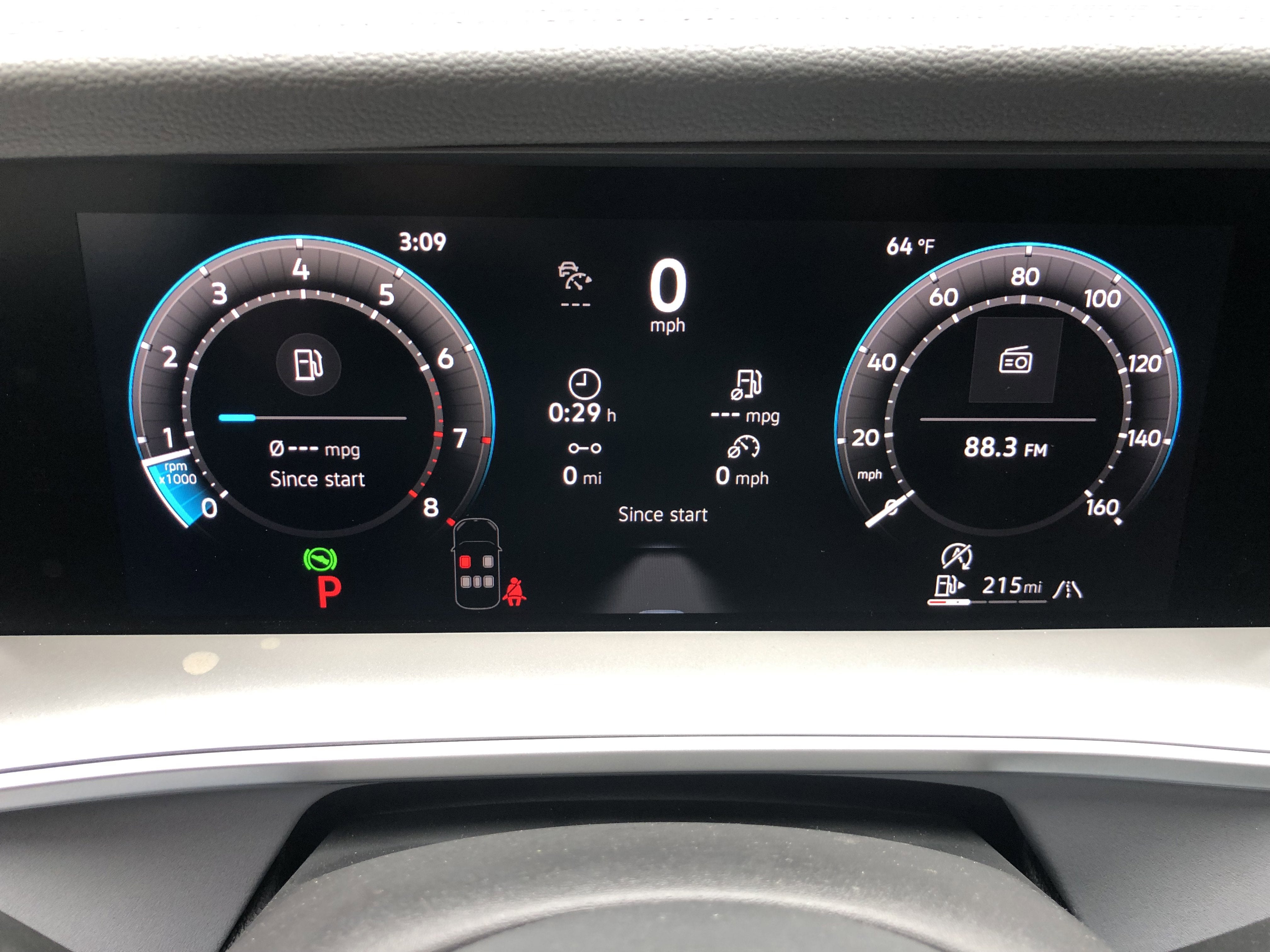 2026 Volkswagen Tiguan SE w/panoramic sunroof