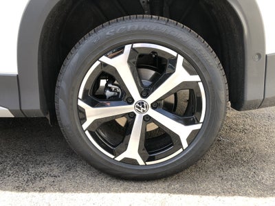 2026 Volkswagen Tiguan SE w/panoramic sunroof