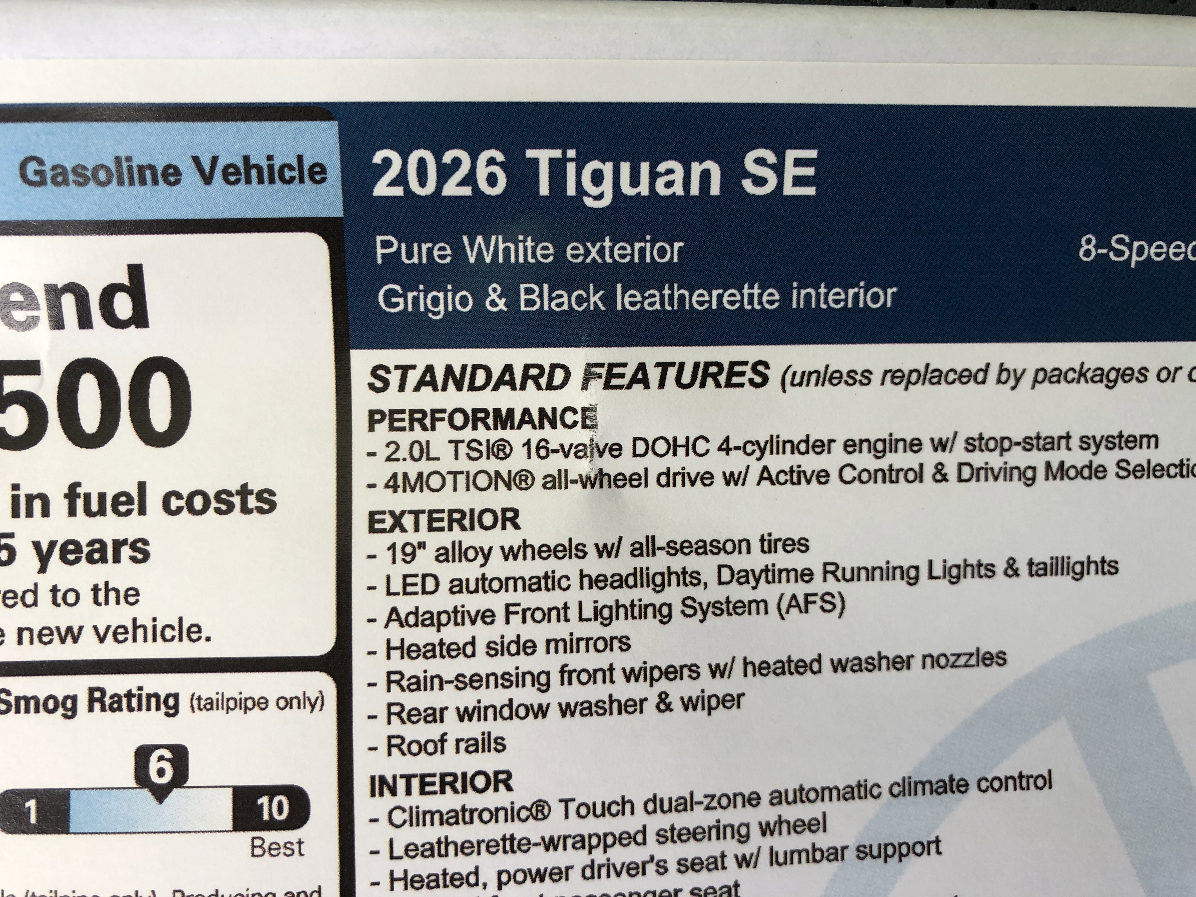 2026 Volkswagen Tiguan SE w/panoramic sunroof