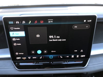 2026 Volkswagen Tiguan SE w/panoramic sunroof