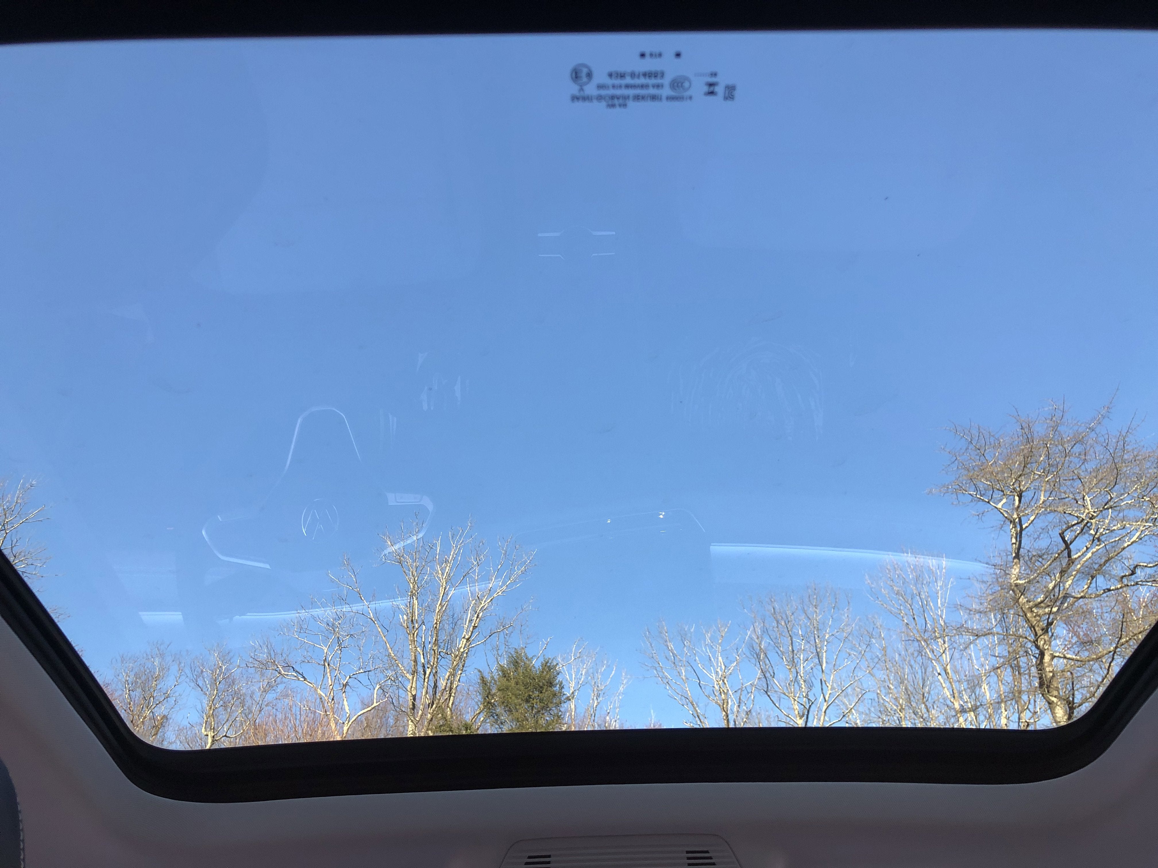 2026 Volkswagen Tiguan SE w/panoramic sunroof