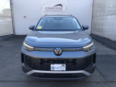 2026 Volkswagen Tiguan SE w/panoramic sunroof