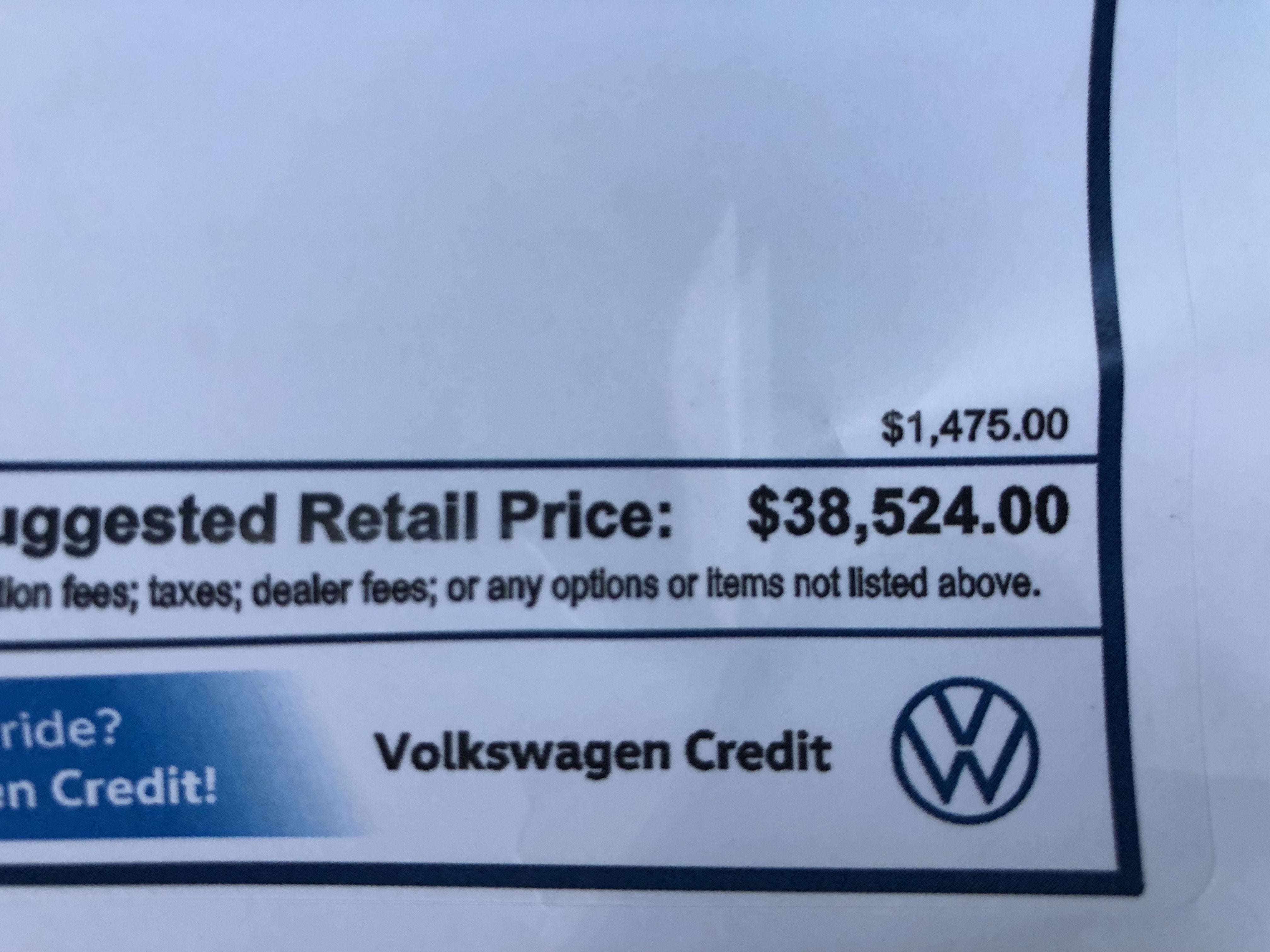 2026 Volkswagen Tiguan SE w/panoramic sunroof