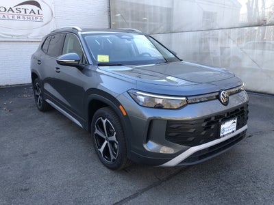 2026 Volkswagen Tiguan SE w/panoramic sunroof