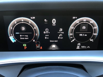 2026 Volkswagen Tiguan SE w/panoramic sunroof