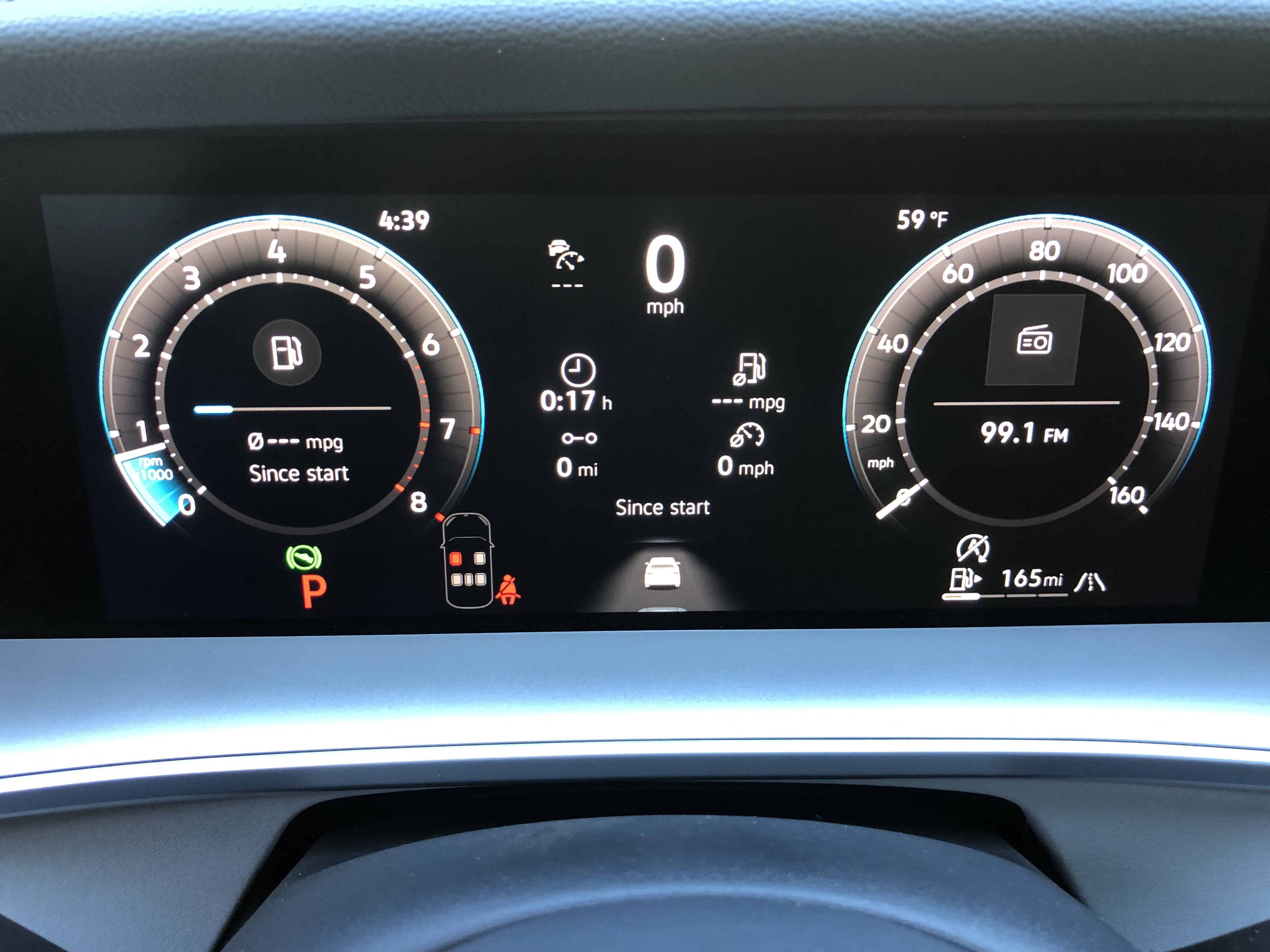 2026 Volkswagen Tiguan SE w/panoramic sunroof