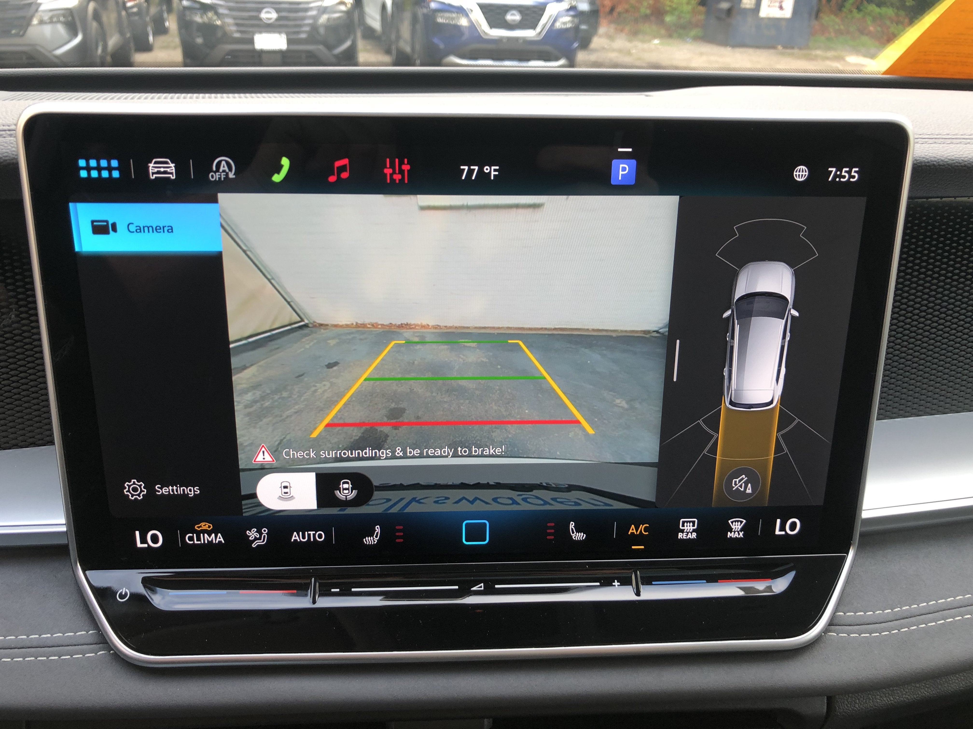 2026 Volkswagen Tiguan SE w/panoramic sunroof