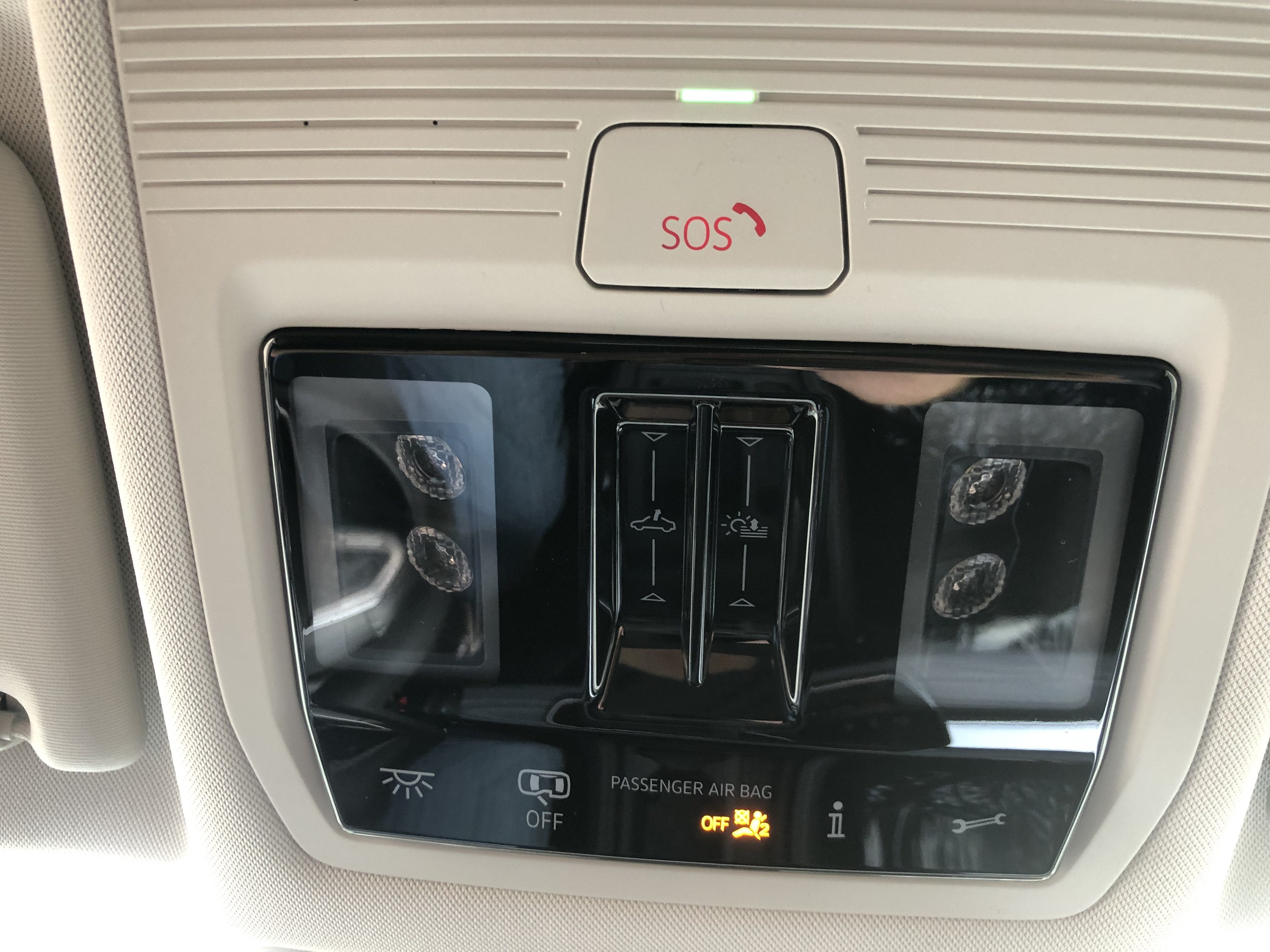 2026 Volkswagen Tiguan SE w/panoramic sunroof