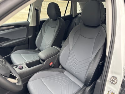 2026 Volkswagen Tiguan SE w/panoramic sunroof
