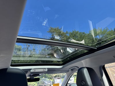 2026 Volkswagen Tiguan SE w/panoramic sunroof