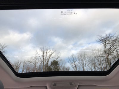 2026 Volkswagen Tiguan SE w/panoramic sunroof
