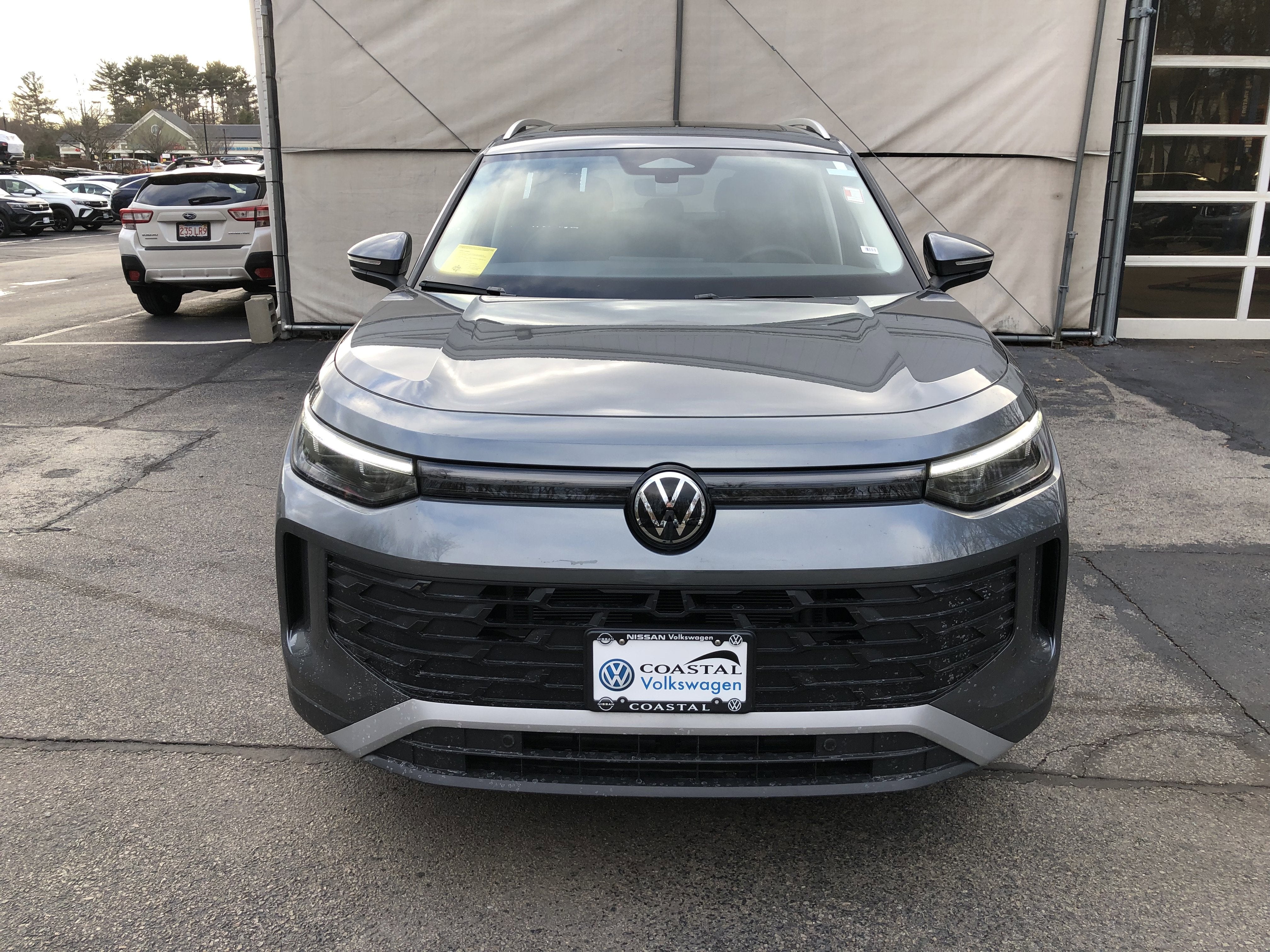 2026 Volkswagen Tiguan SE w/panoramic sunroof
