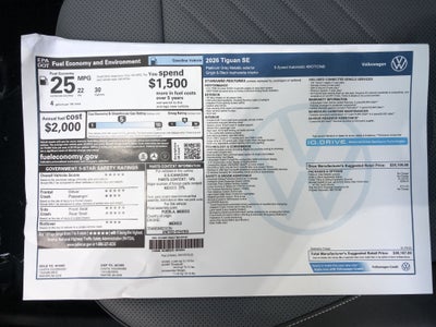 2026 Volkswagen Tiguan SE w/panoramic sunroof