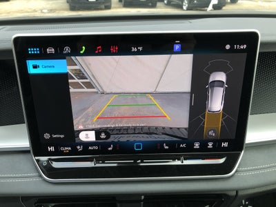 2026 Volkswagen Tiguan SE w/panoramic sunroof