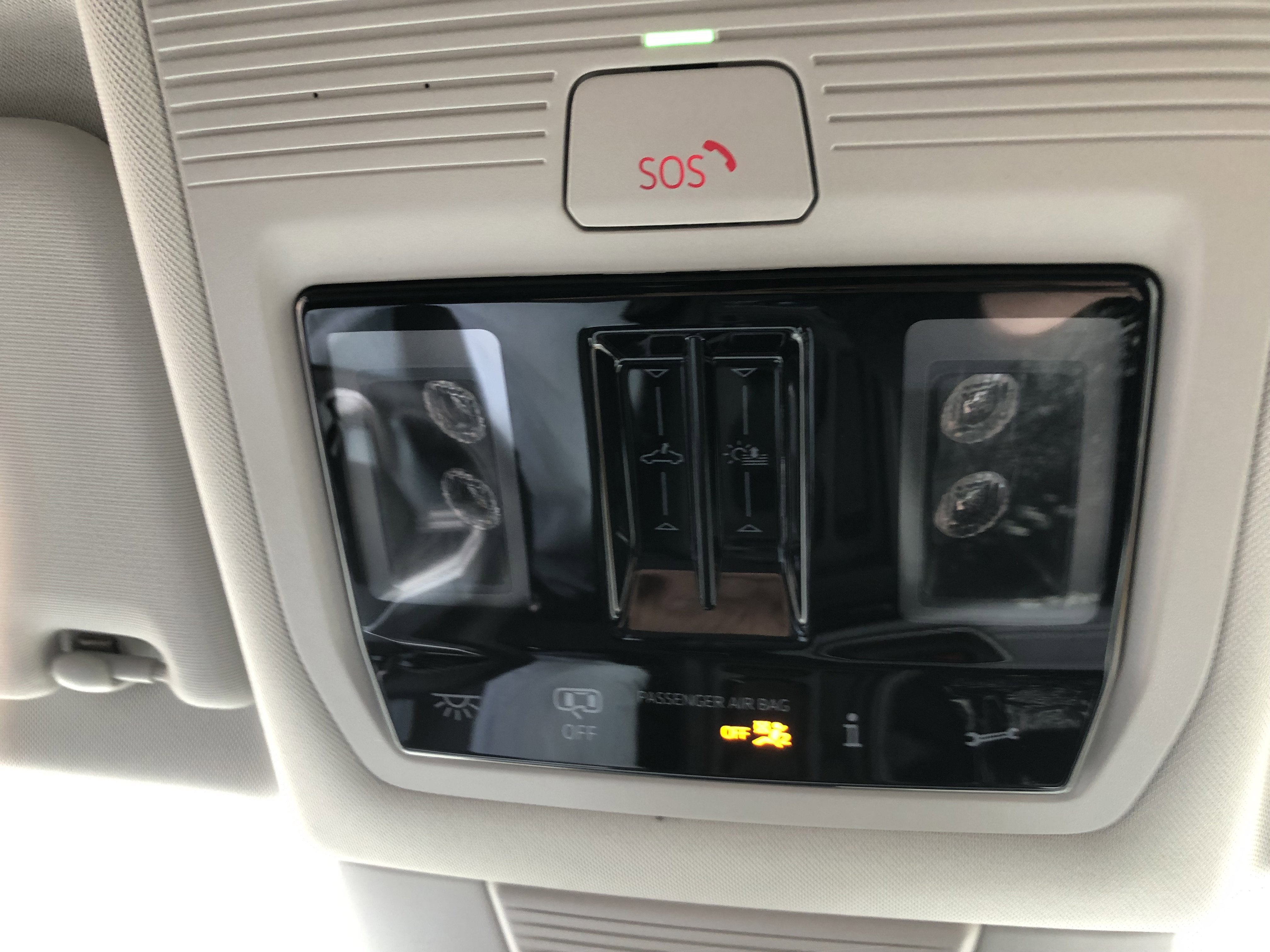 2026 Volkswagen Tiguan SE w/panoramic sunroof