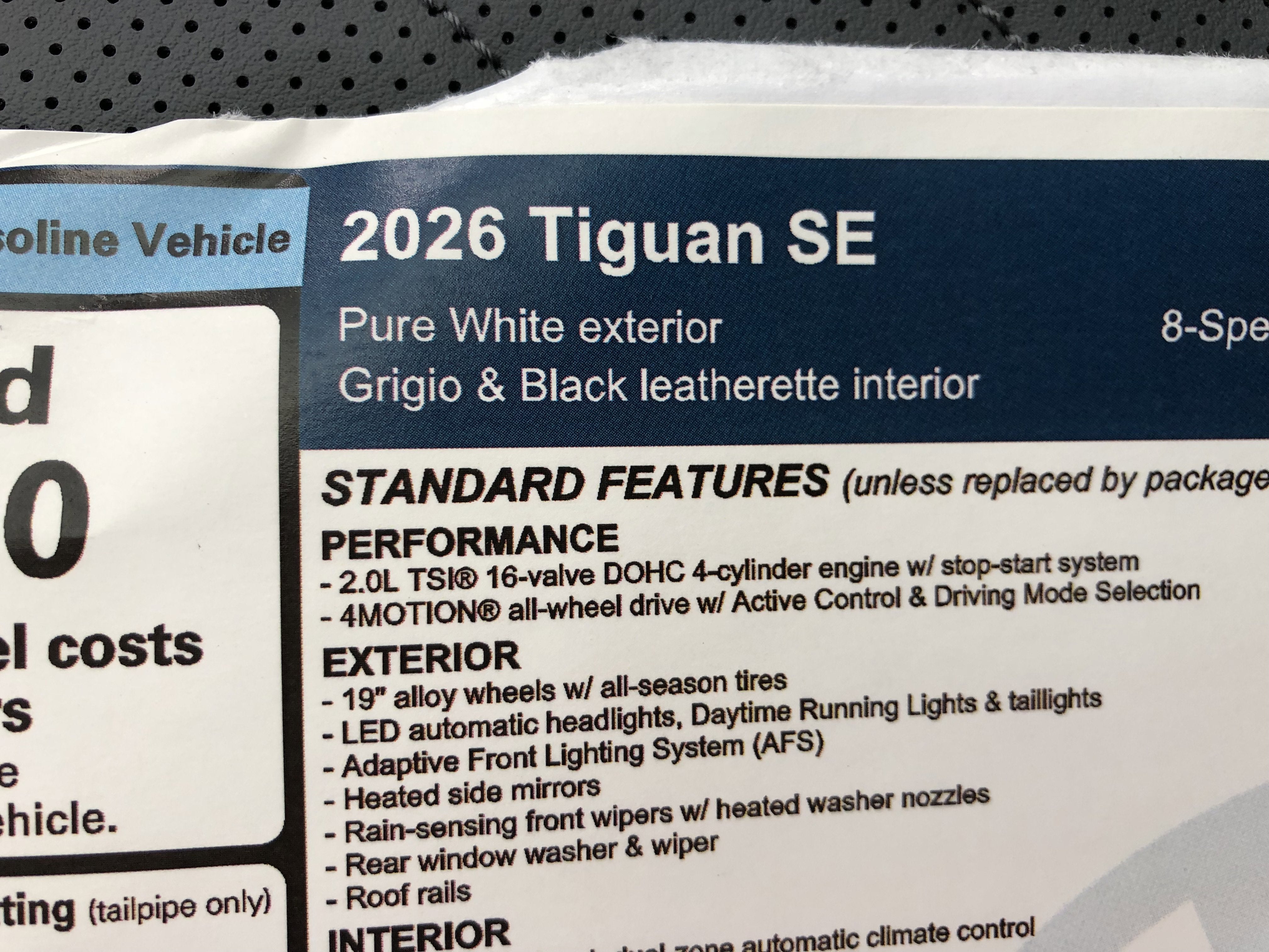 2026 Volkswagen Tiguan SE w/panoramic sunroof