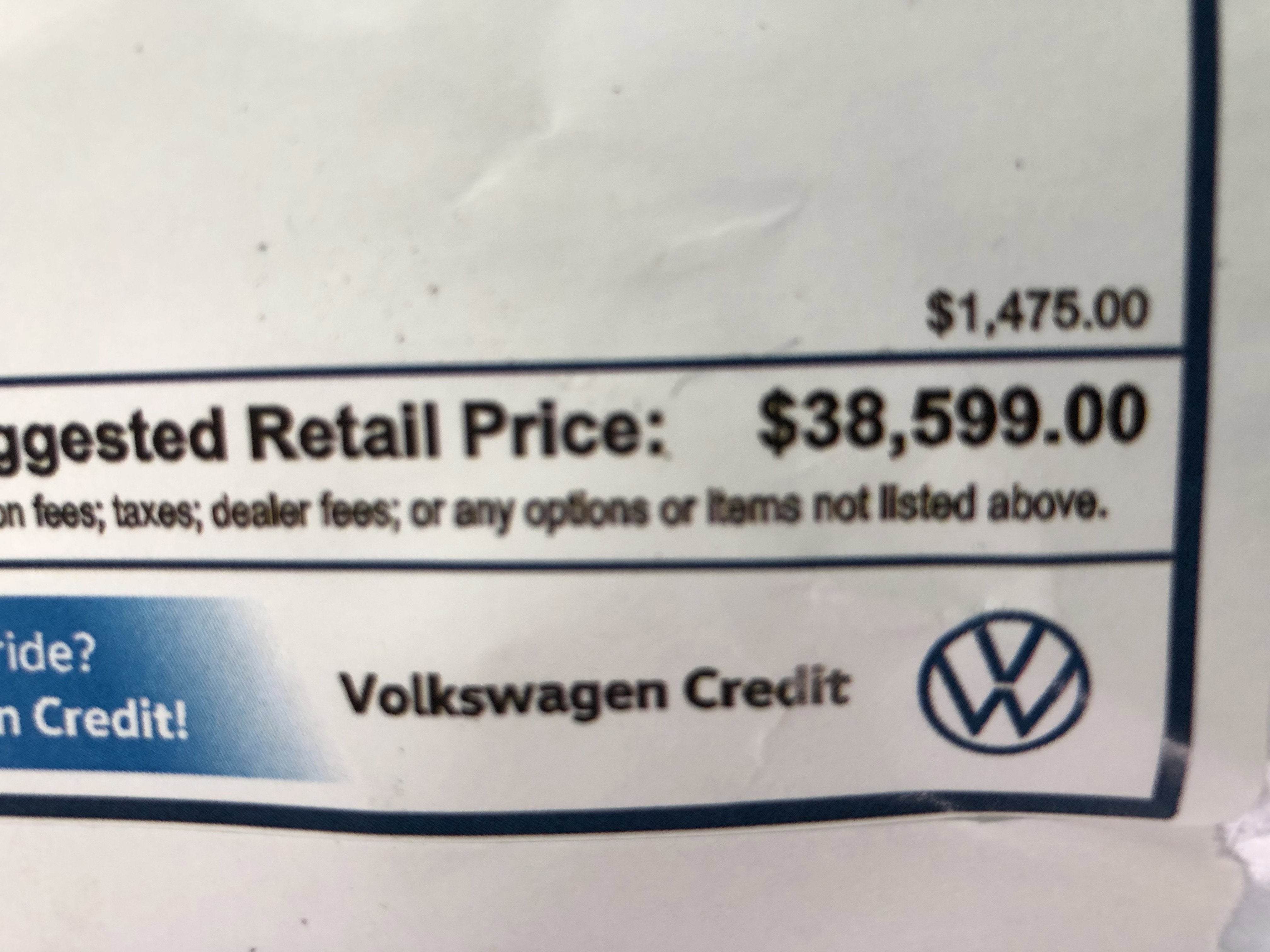 2026 Volkswagen Tiguan SE w/panoramic sunroof