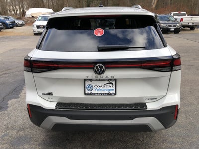 2026 Volkswagen Tiguan SE w/panoramic sunroof