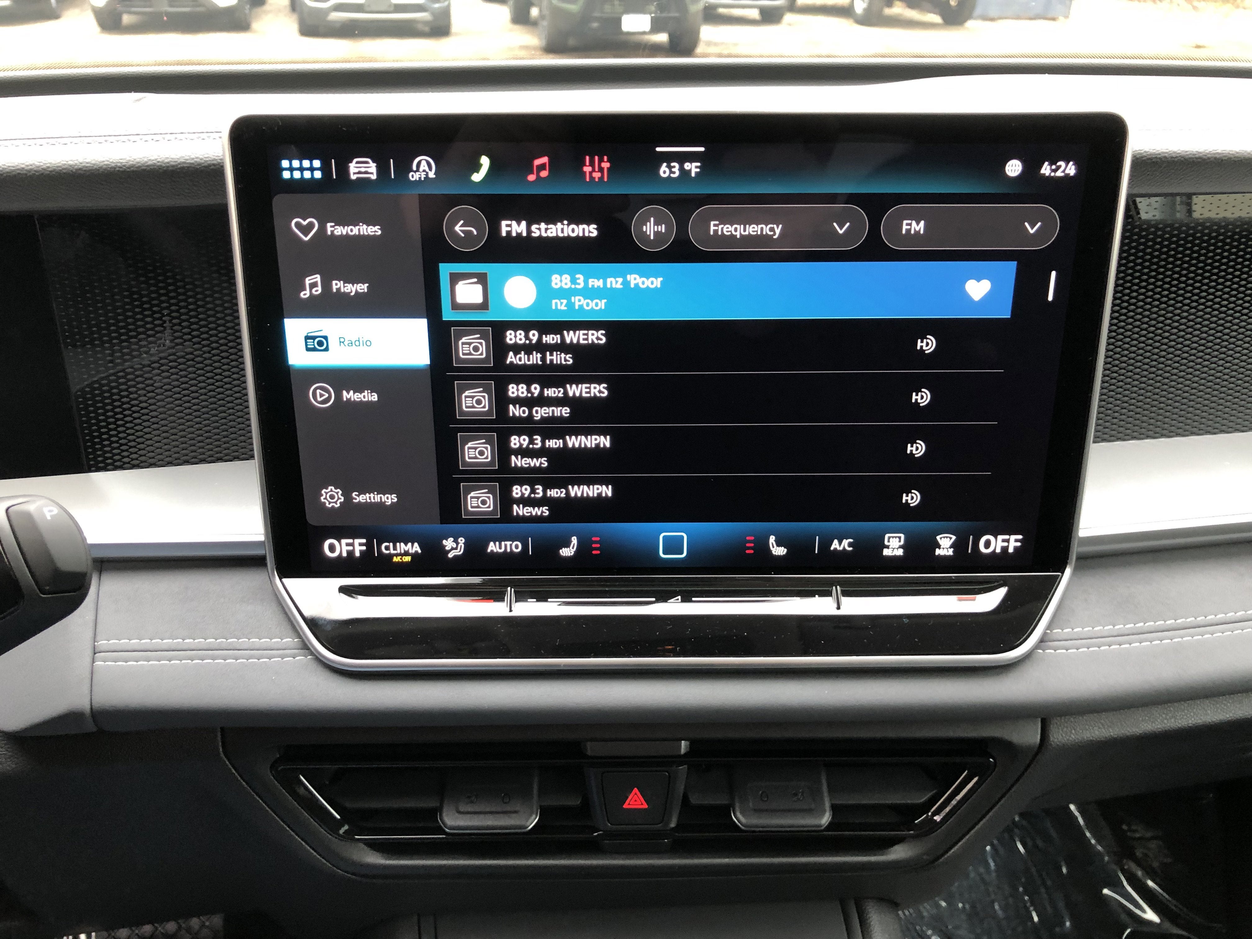 2026 Volkswagen Tiguan SE w/panoramic sunroof
