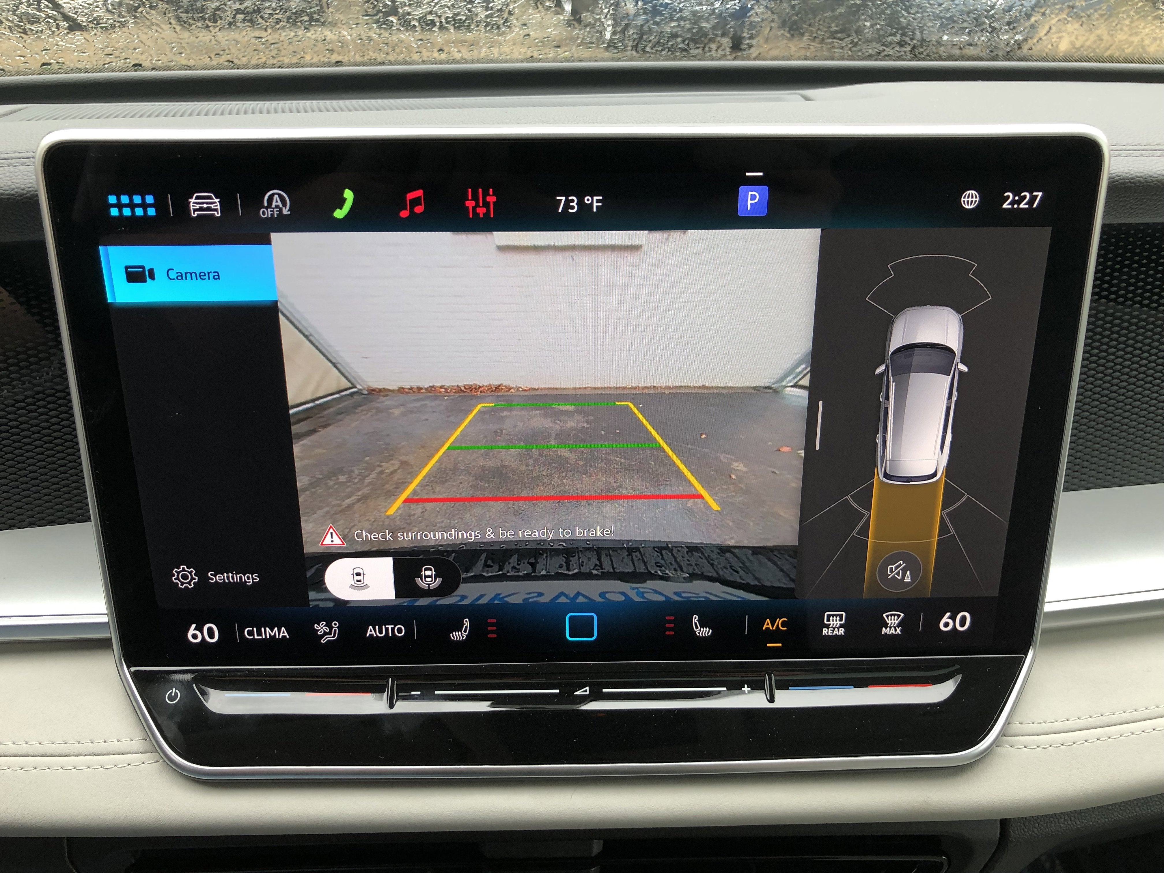 2026 Volkswagen Tiguan SE w/panoramic sunroof
